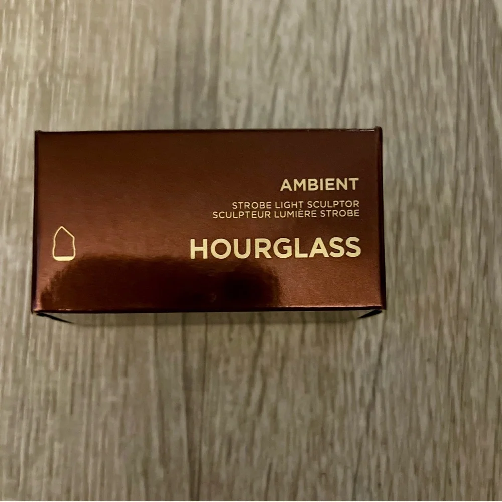 Hourglass Strobe Light Sculptor